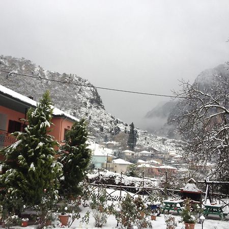 Artemis Apartments Konitsa Bagian luar foto