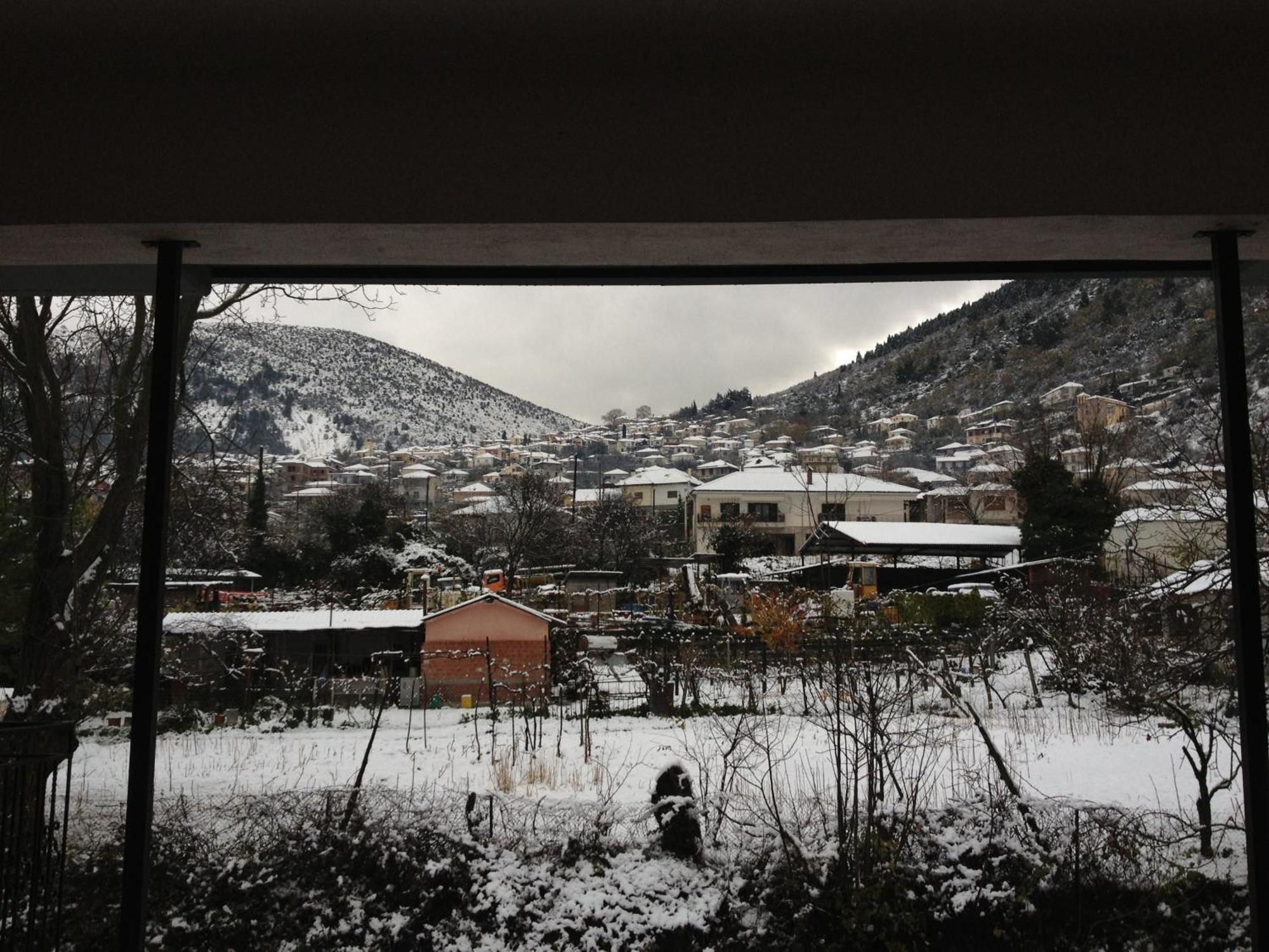 Artemis Apartments Konitsa Bagian luar foto