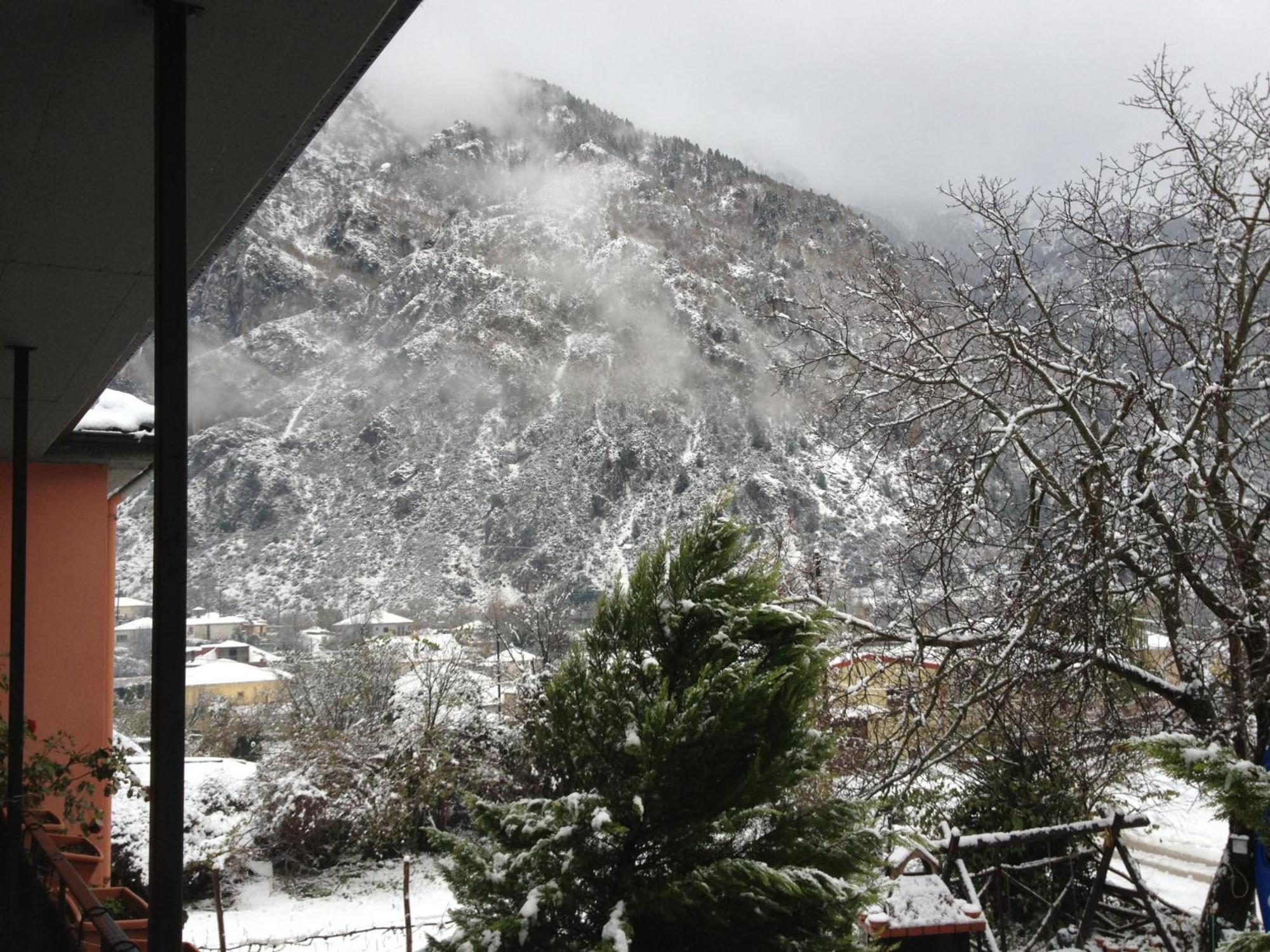 Artemis Apartments Konitsa Bagian luar foto