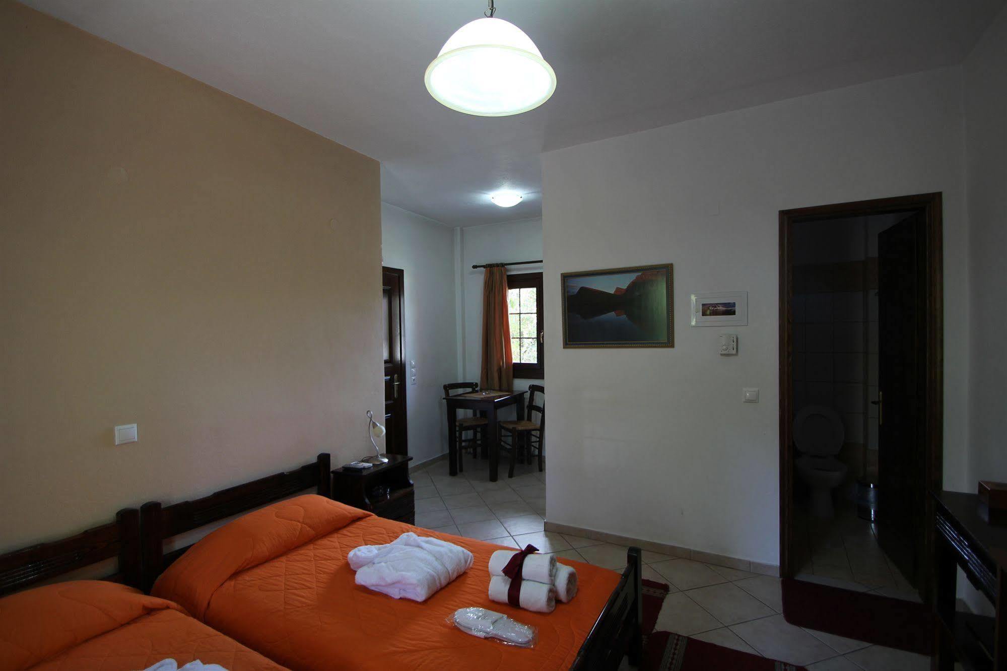 Artemis Apartments Konitsa Bagian luar foto