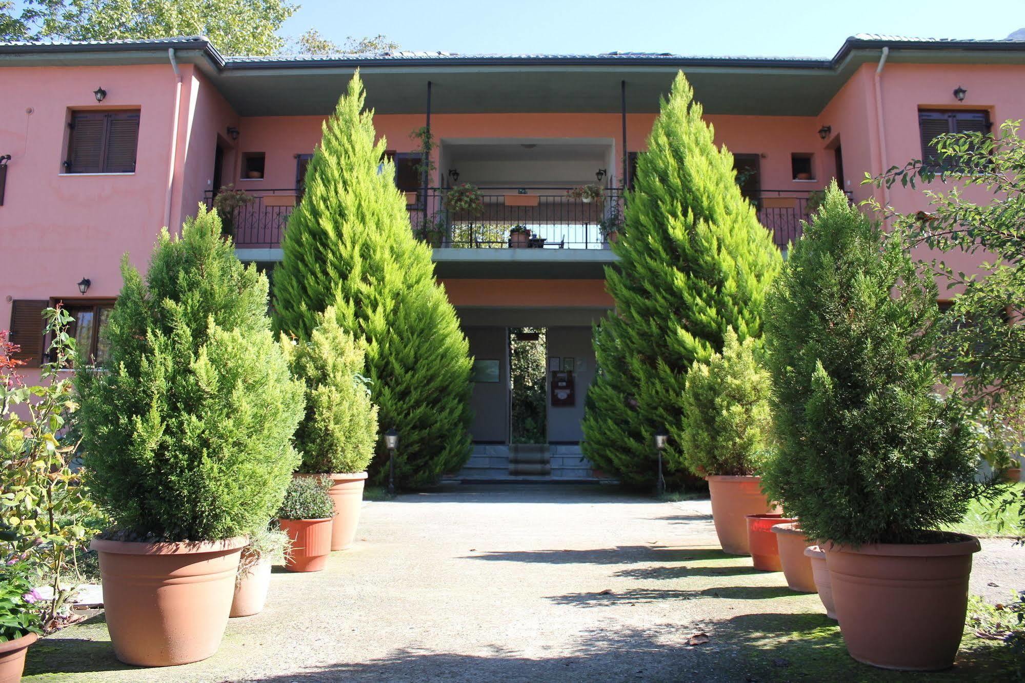 Artemis Apartments Konitsa Bagian luar foto