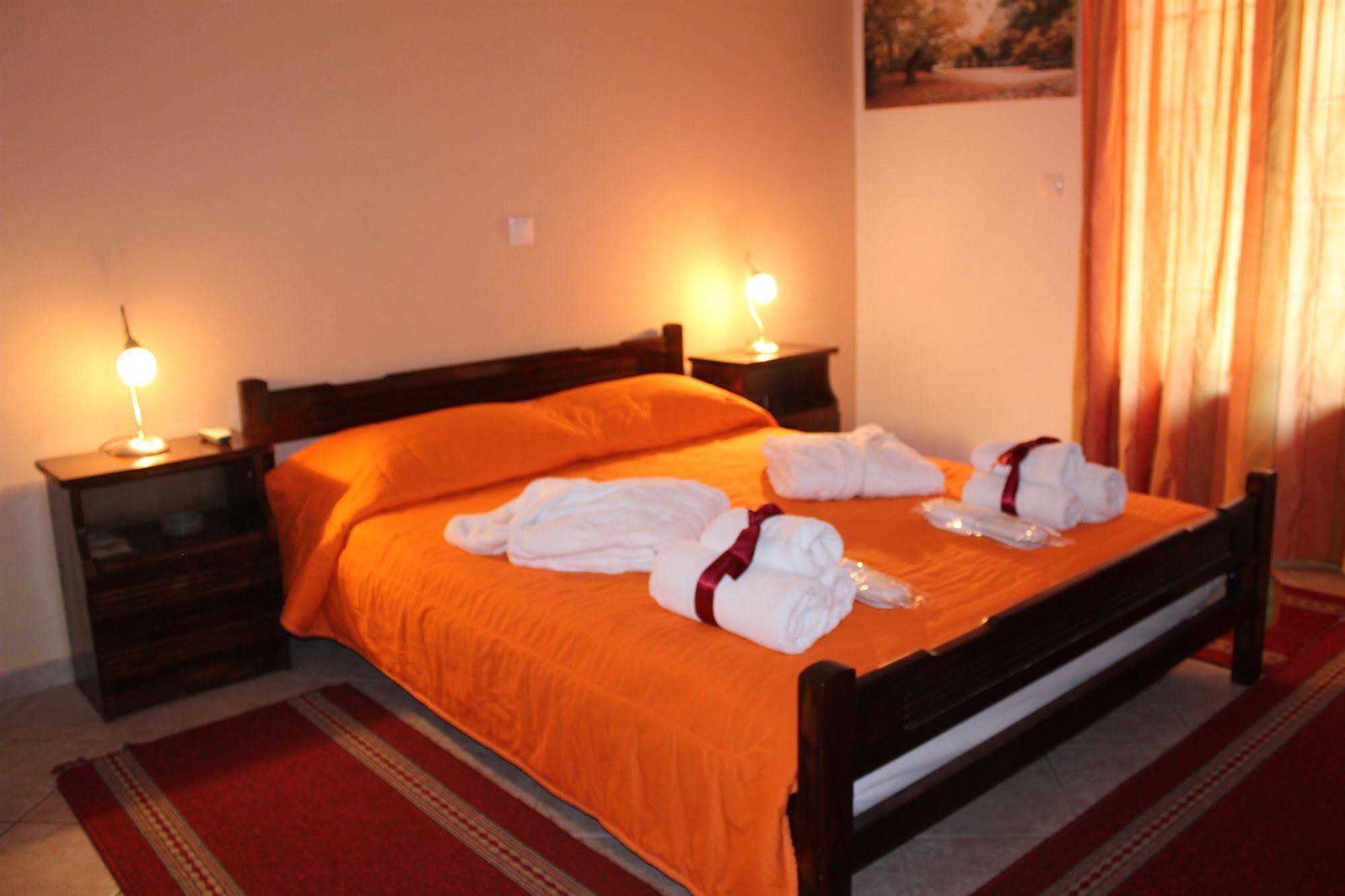 Artemis Apartments Konitsa Bagian luar foto