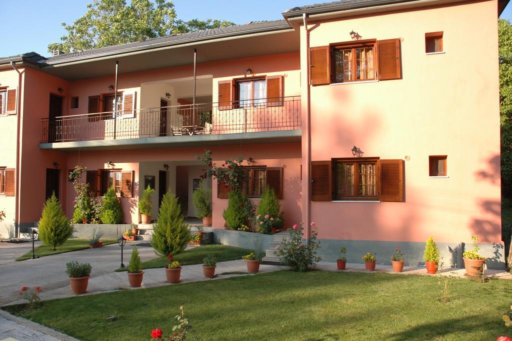 Artemis Apartments Konitsa Bagian luar foto